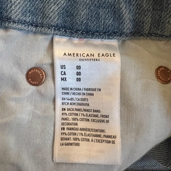 American Eagle Strigid Denim Curvy Highest Waist 90’s Boyfriend Short - Picture 8 of 8